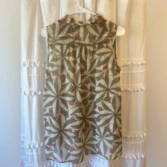 Canyon river blues sheer sleeveless blouse size M - Picture 7 of 7